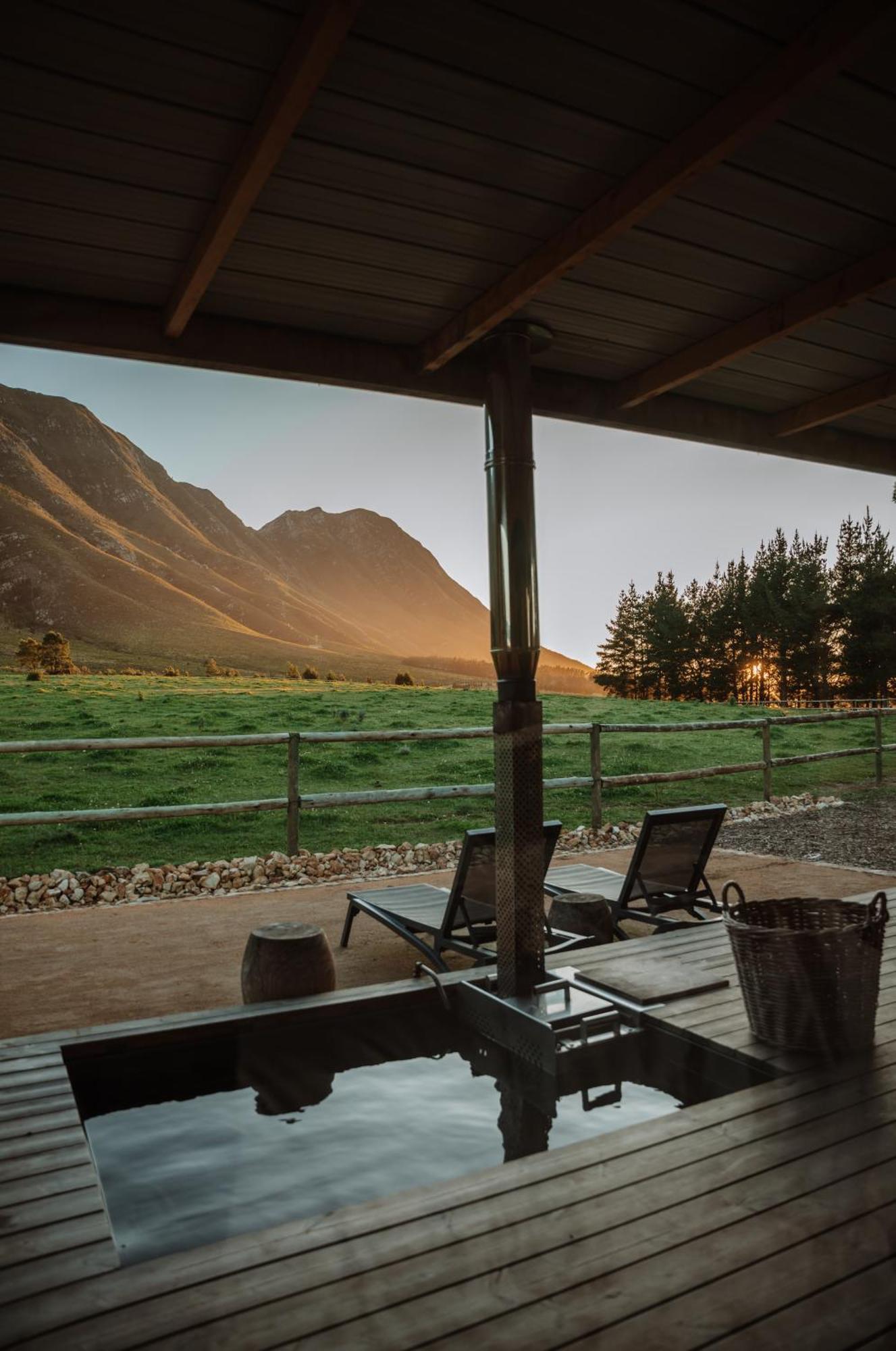 Hemel 'N Aarde Stud Hotel Hermanus Buitenkant foto